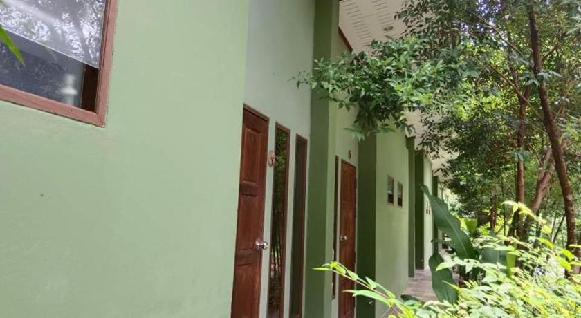 Navara Resort Chumphon Exterior photo